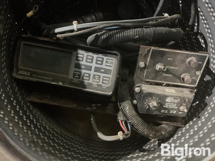 john-deere-200-image-16