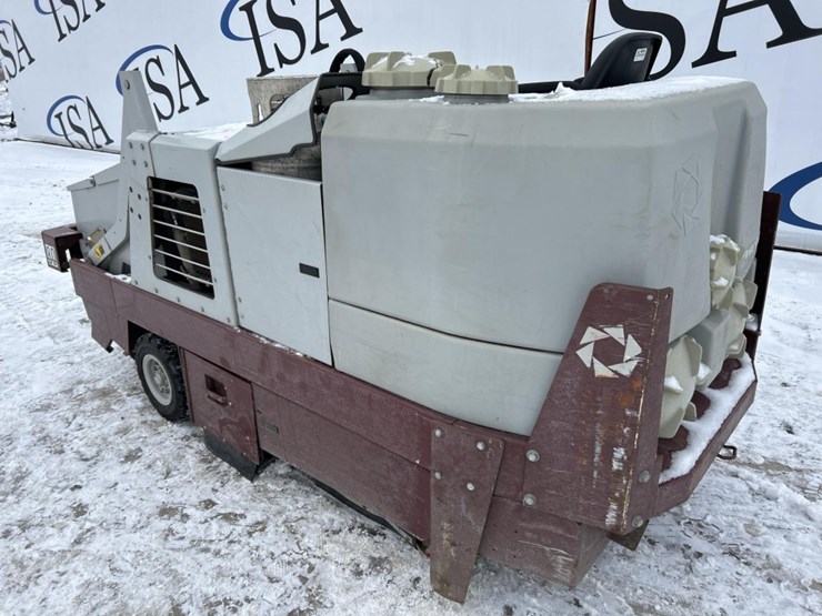 #5012-•-power-boss-tss-floor-scrubber-sweeper-image-3