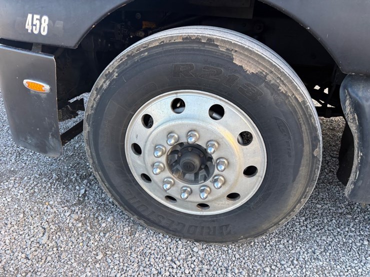 1999-kenworth-t600b-image-11