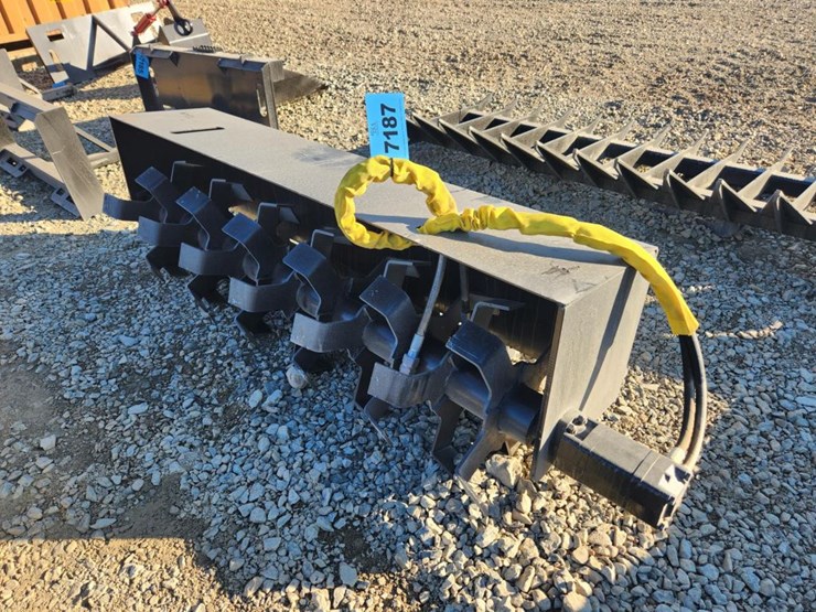 #6014-•-unused-midstate-72"-skid-steer-rototiller-image-1