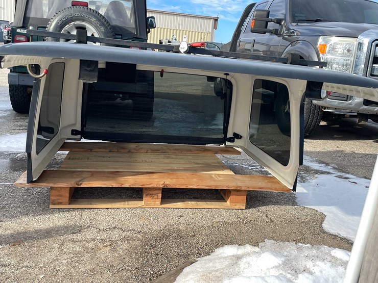 2000-jeep-wrangler-sport-image-53