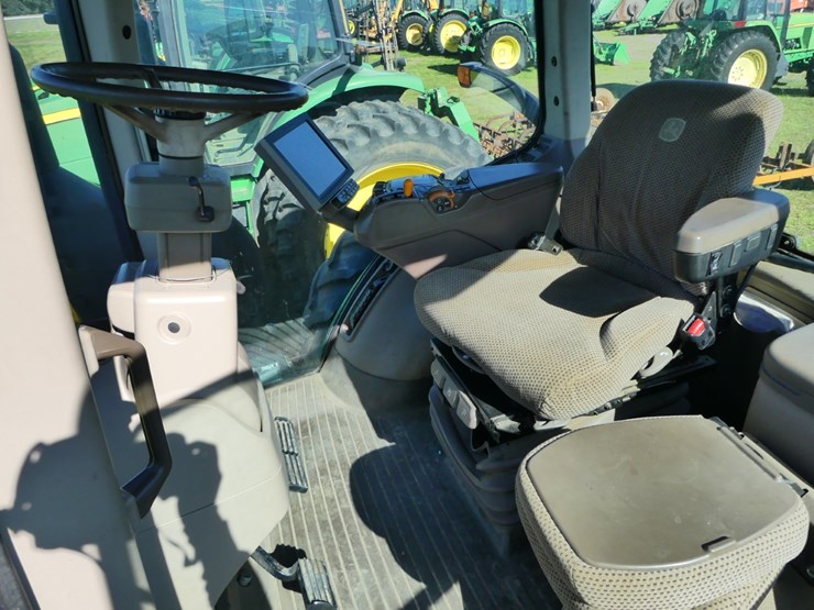 2017-john-deere-8245r-image-10