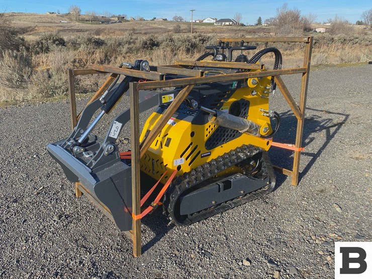 2025-sdlanch-sdll60-mini-skid-steer-loader-image-1