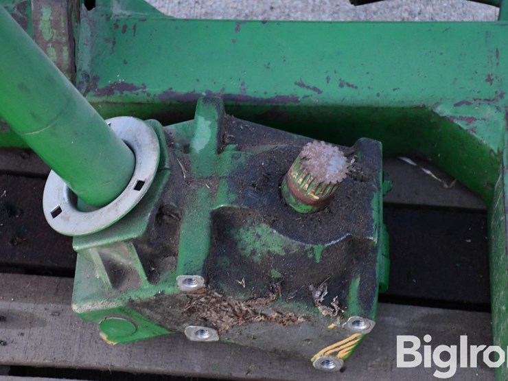 pallet-of-john-deere-support-image-11