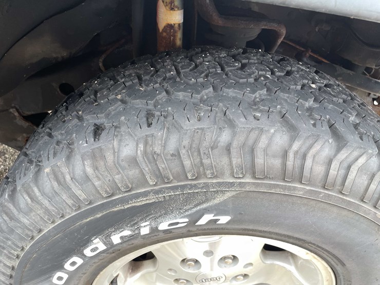 2000-jeep-wrangler-sport-image-6