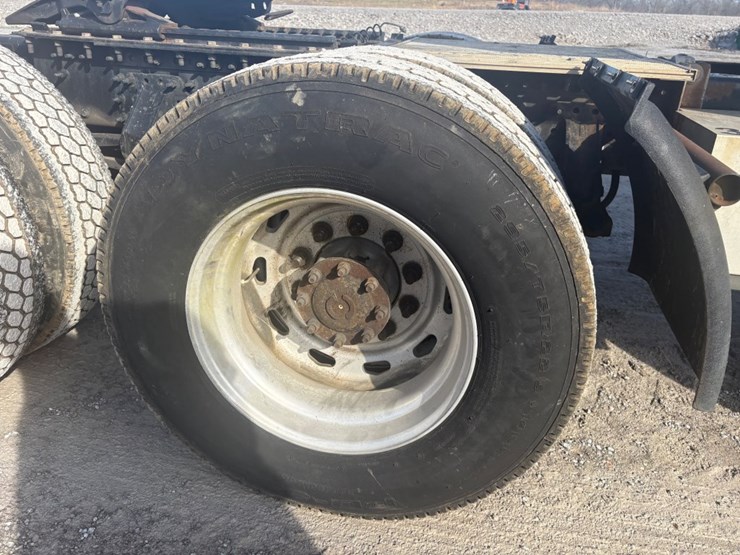 #30491-•-2012-mack-cxu613-tandem-axle-truck-tractor-image-9