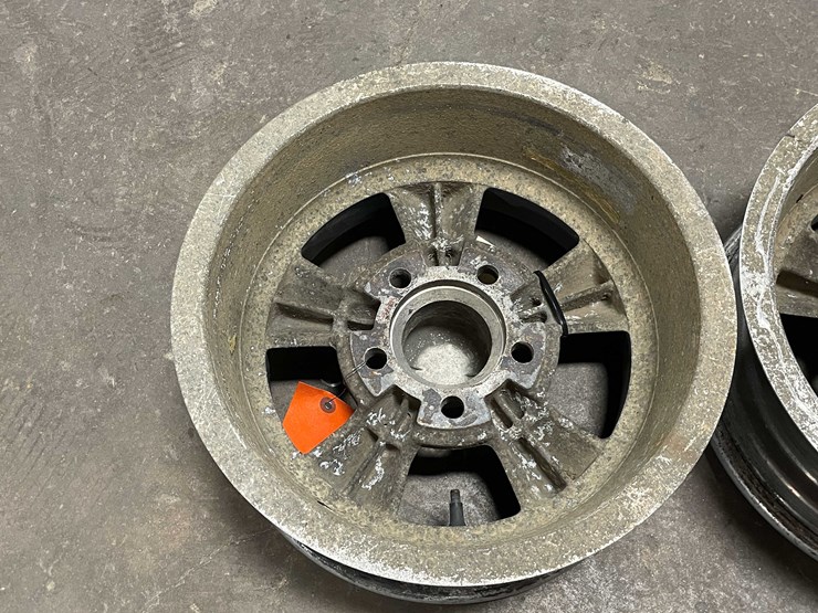 #2050-•-(2)-aluminum-rims-(cw)-image-6