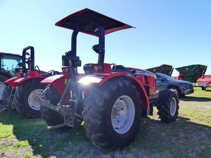 massey-ferguson-4710-image-3