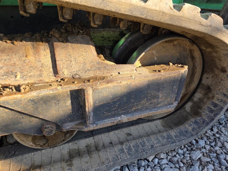 2018-bobcat-t740-image-47