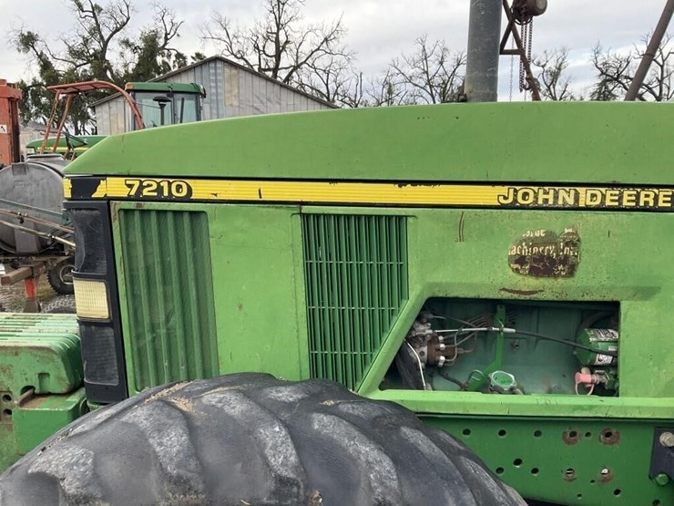 john-deere-7210-image-13