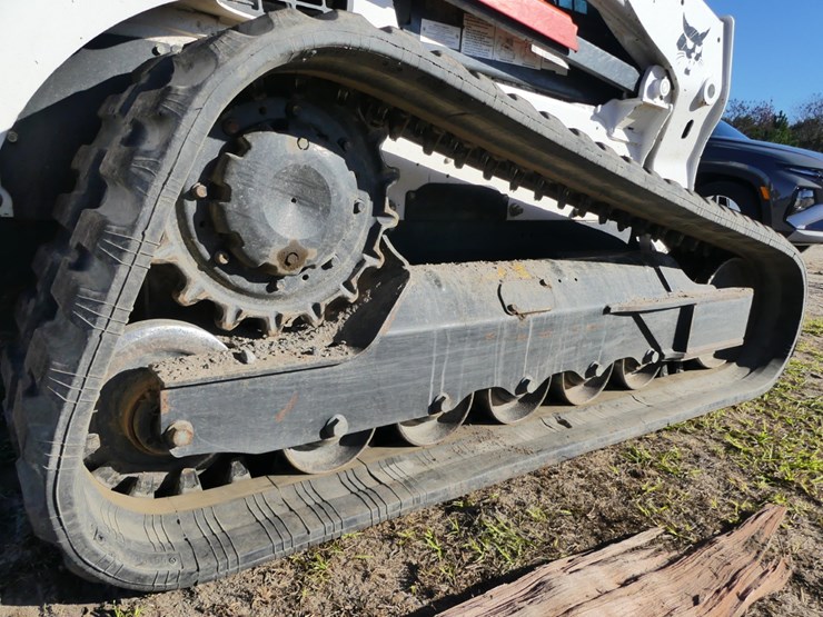 2021-bobcat-t770-image-5