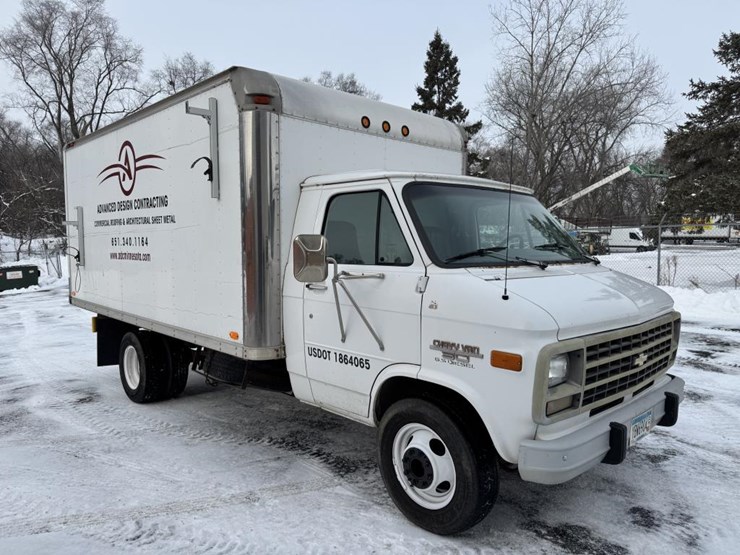 #2225-•-1996-chevrolet-box-truck-image-7