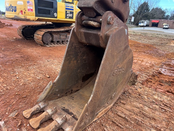 #2196-•-deere-470g-cl-excavator-image-38