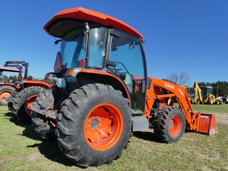 2022-kubota-mx5400-image-4