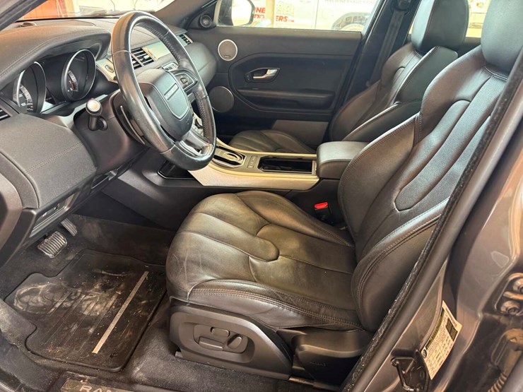 2015-land-rover-range-rover-image-6