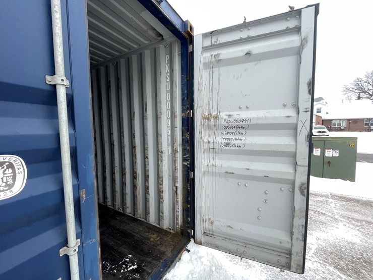 #1997-•-40'-high-cube-container-(of)-image-17