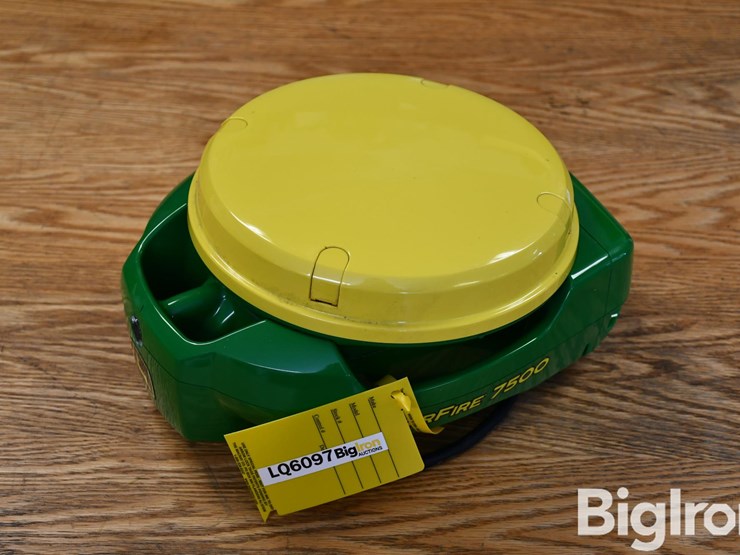 john-deere-7500-image-1