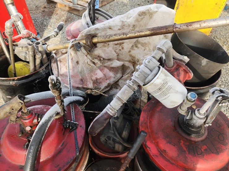 #6028-•-(8)-grease-pumps-image-6