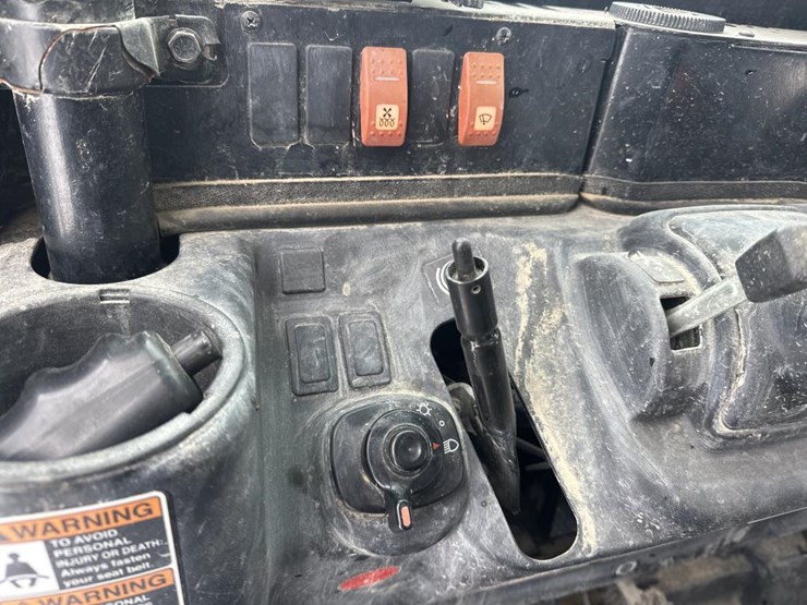 kubota-rtvx1140-image-25