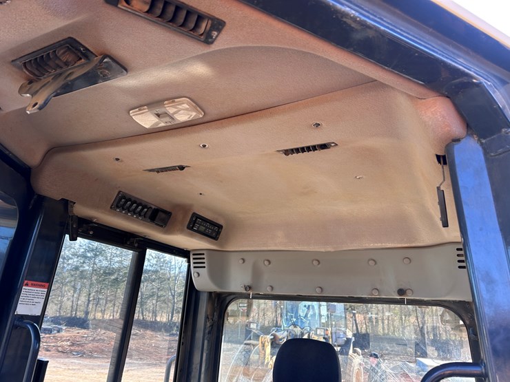 komatsu-d61pxi-24-image-48