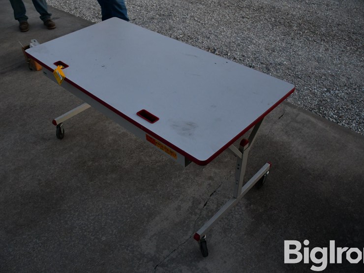 60"x30"-desk-image-5