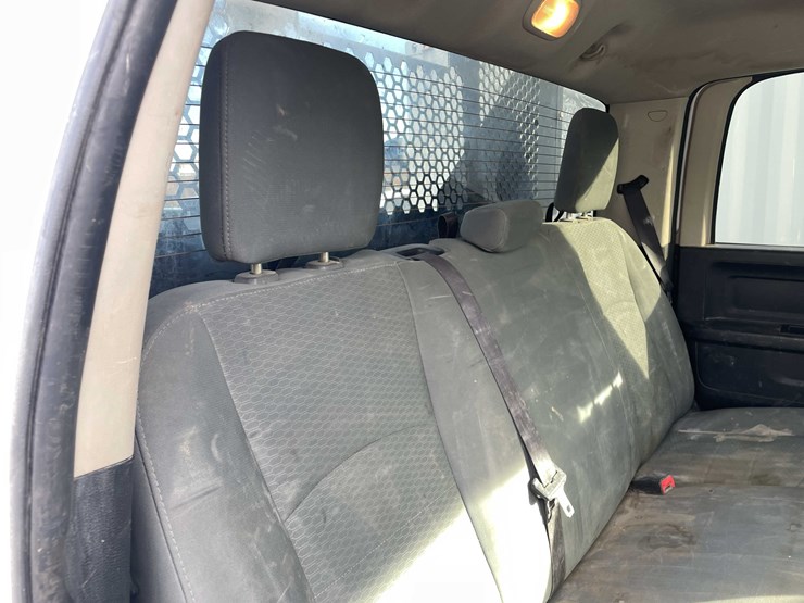 2016-ram-2500-tradesman-image-112