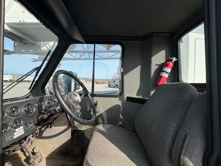 1997-link-belt-htc-8675-image-23