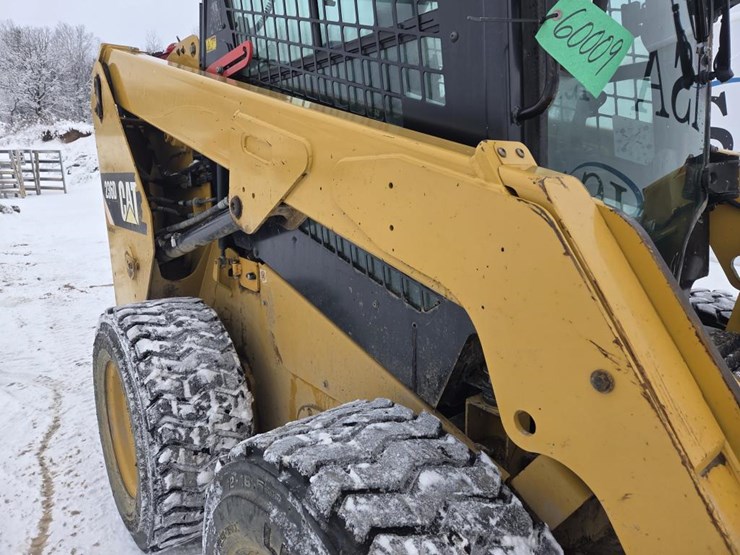 caterpillar-236d-image-20