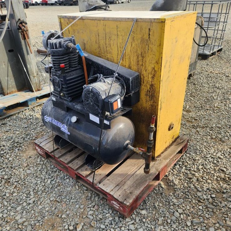 #6027 • General Air Compressor And Cabinet