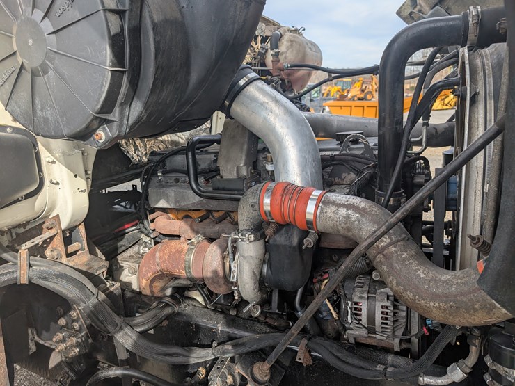 2001-national-1800-image-8