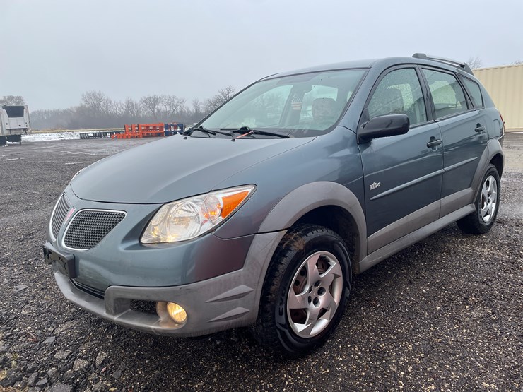 #1026-•-2006-pontiac-vibe-hatchback-(has-wi-title)-image-1