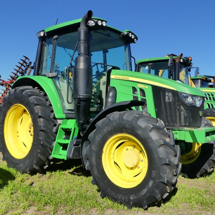 2020 JOHN DEERE 6120M