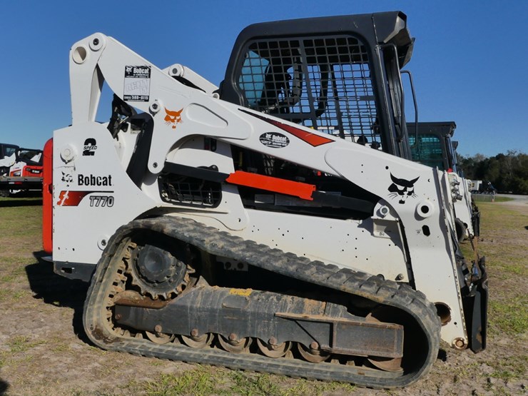 2021-bobcat-t770-image-1