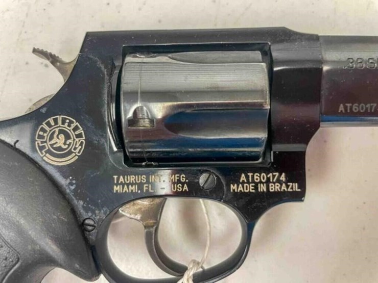 taurus-revolver-image-7