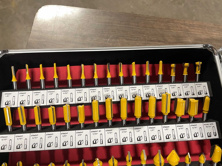 #2055-•-(100)-piece-router-bit-set-(cw)-image-4