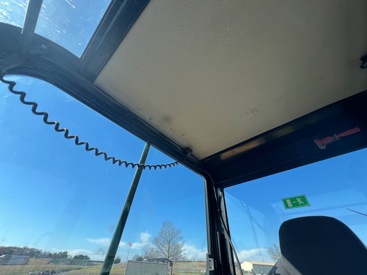 2014-caterpillar-305.5e2-image-26