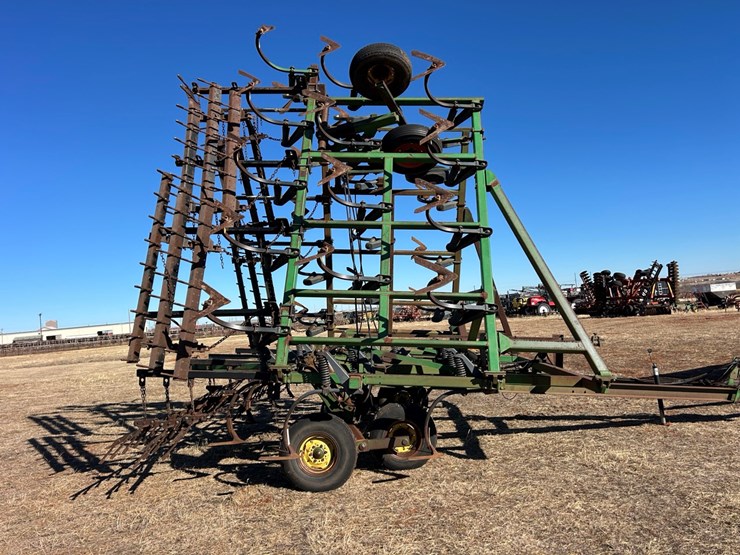 john-deere-610-image-2