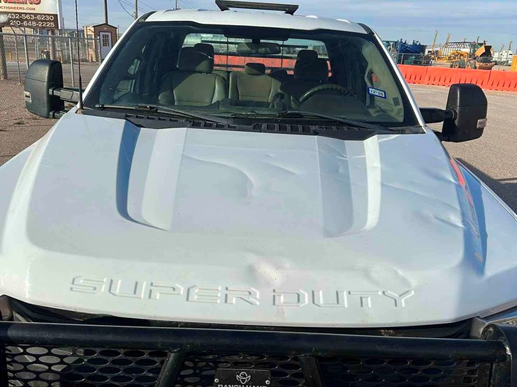 2019-ford-f350-image-3