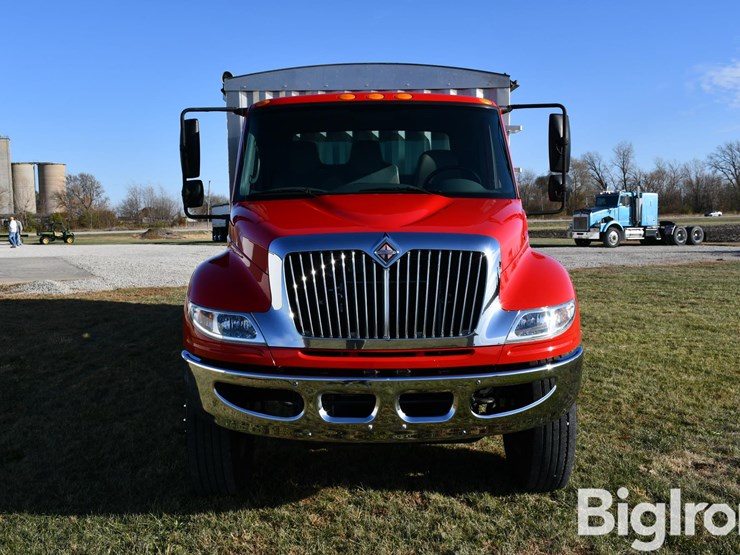 2007-international-durastar-4400-image-2