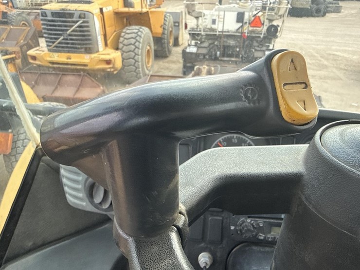 2010-caterpillar-980h-image-54