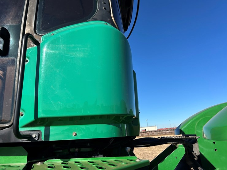 john-deere-9560r-image-12