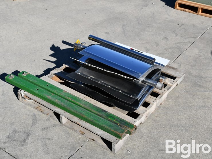 fleet-engineers-2-fenders-and-2-brackets-image-5