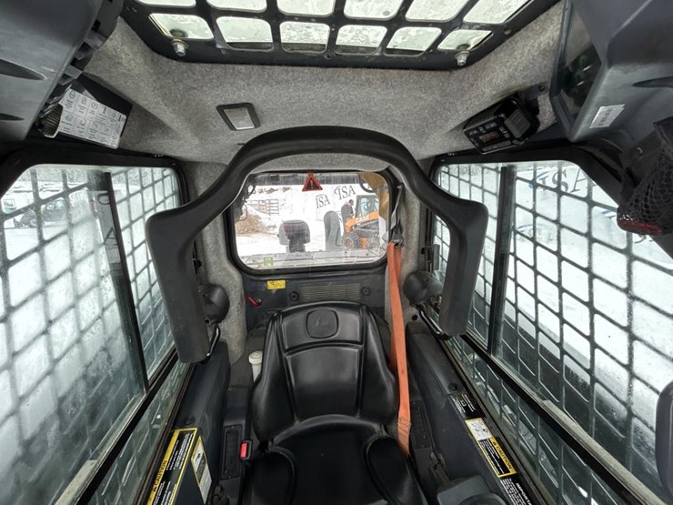 2019-deere-331g-image-57