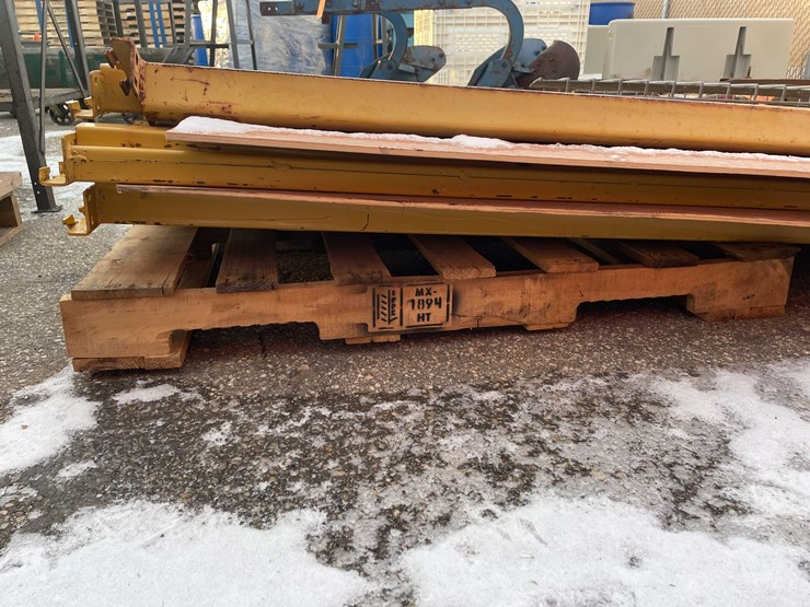 #4073-•-(24)-pallet-rack-beams-(09)-image-11