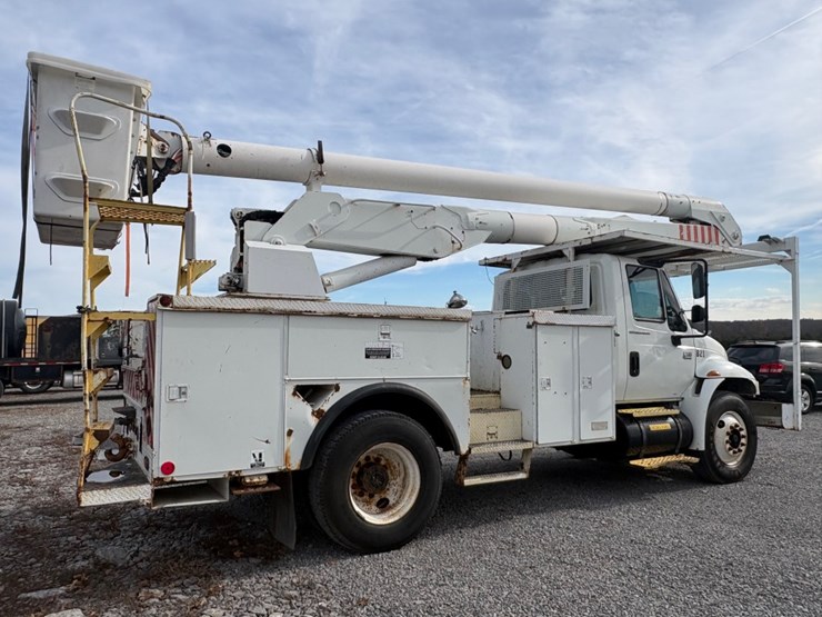 2003-international-durastar-4300-image-4