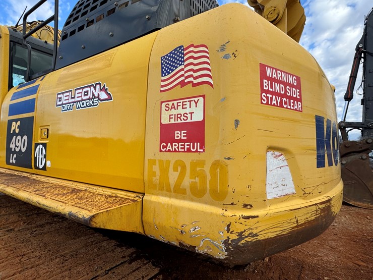 komatsu-pc490-lc-11-image-35