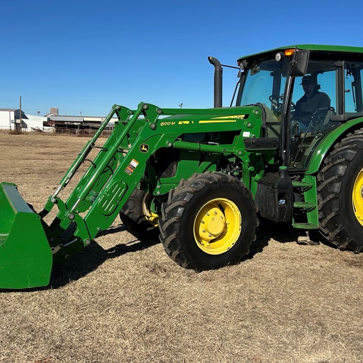 JOHN DEERE 6105E