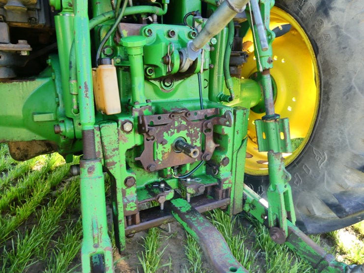 2001-john-deere-6210-image-7