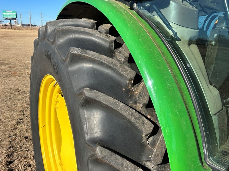 john-deere-6105e-image-30