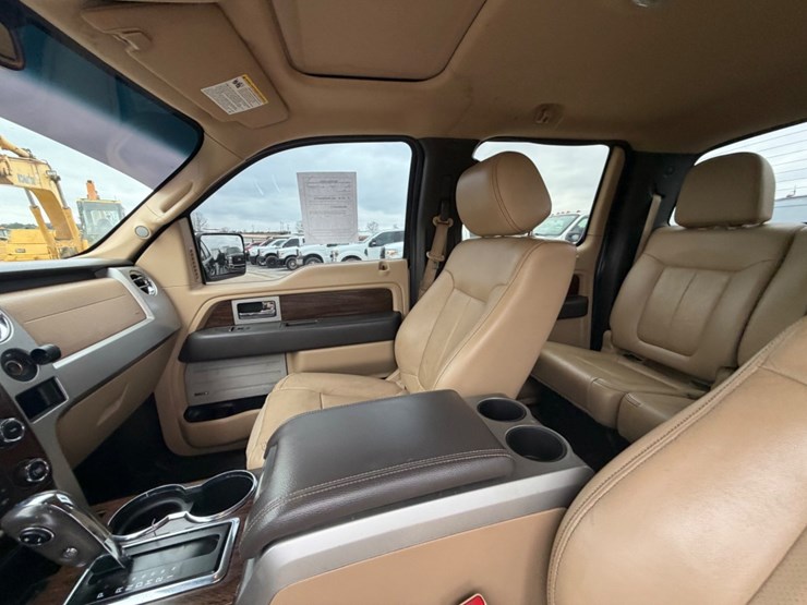 2014-ford-f150-image-16